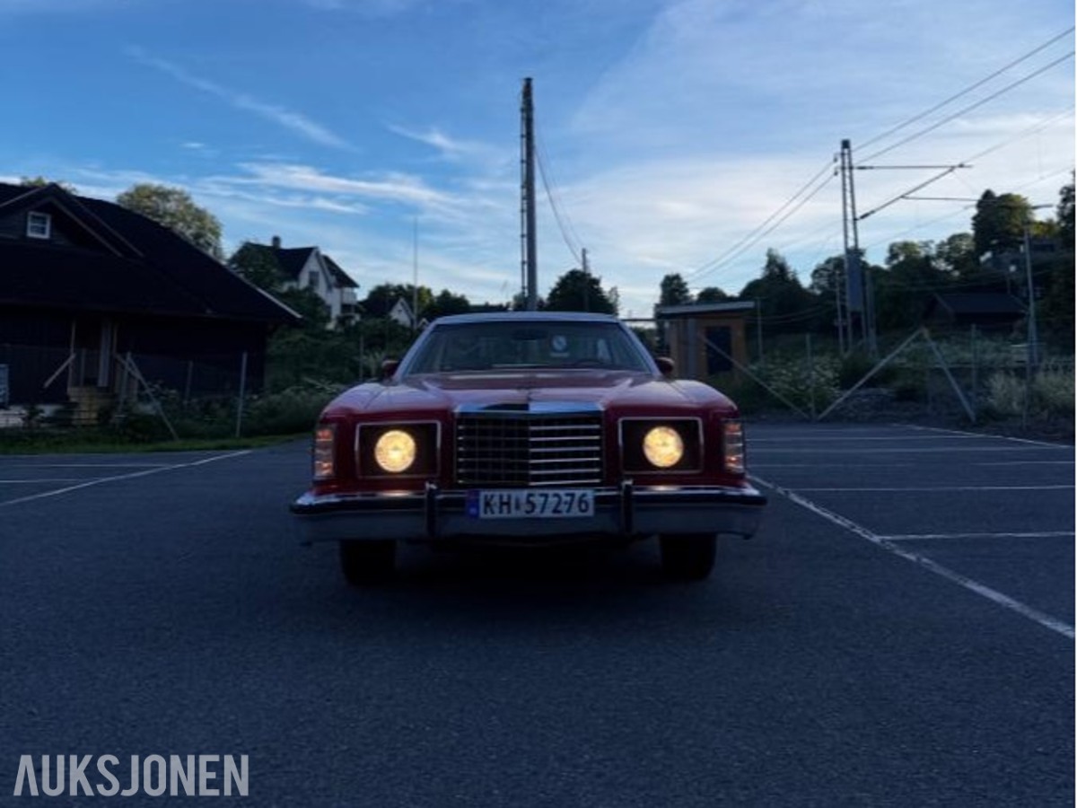 1976 Ford Thunderbird 5.8 163HK Automat
