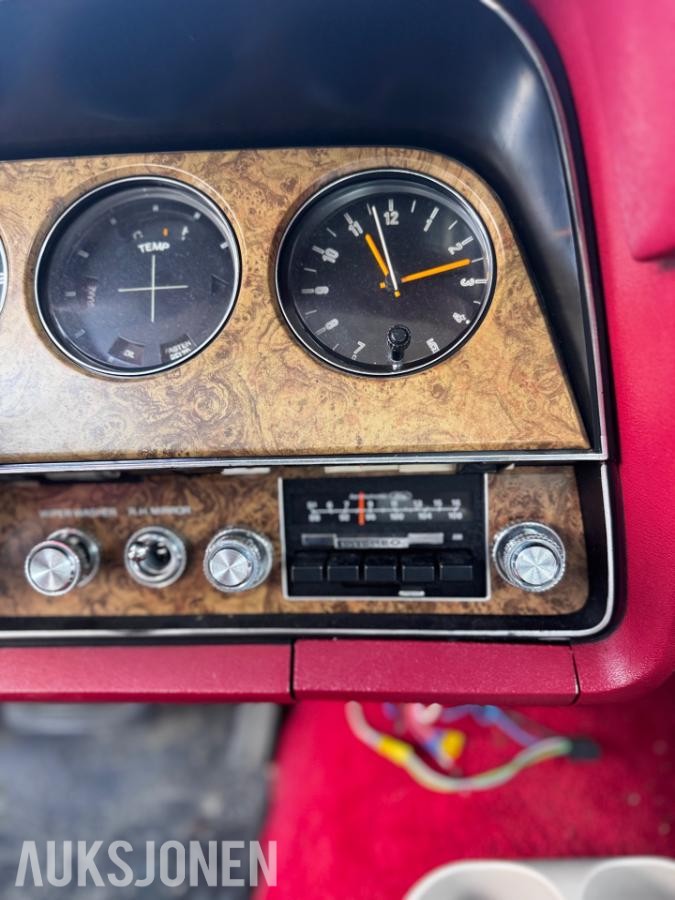 1976 Ford Thunderbird 5.8 163HK Automat