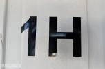 3 containerbrakker med 2 hybler og separate soverom