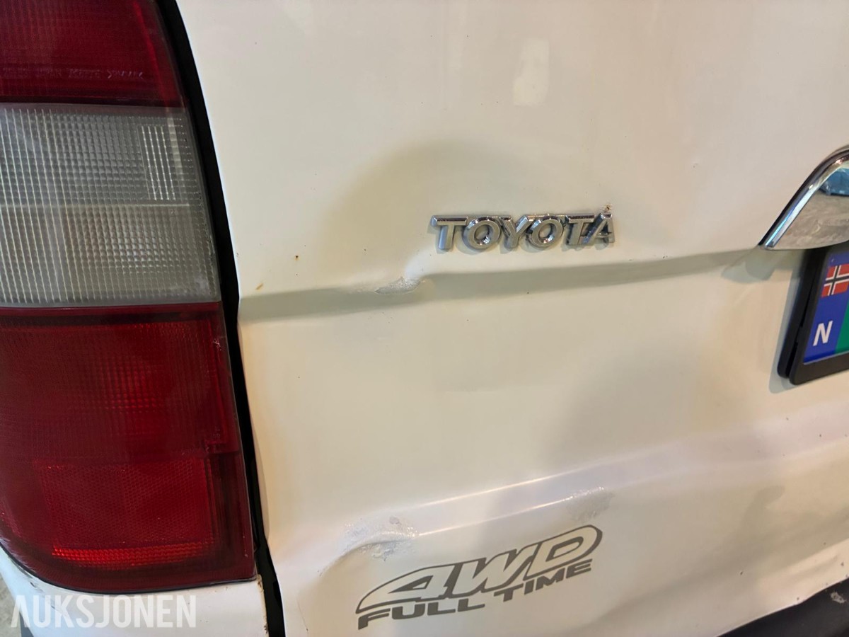 2008 Toyota HIACE 2.5-117 D 4WD