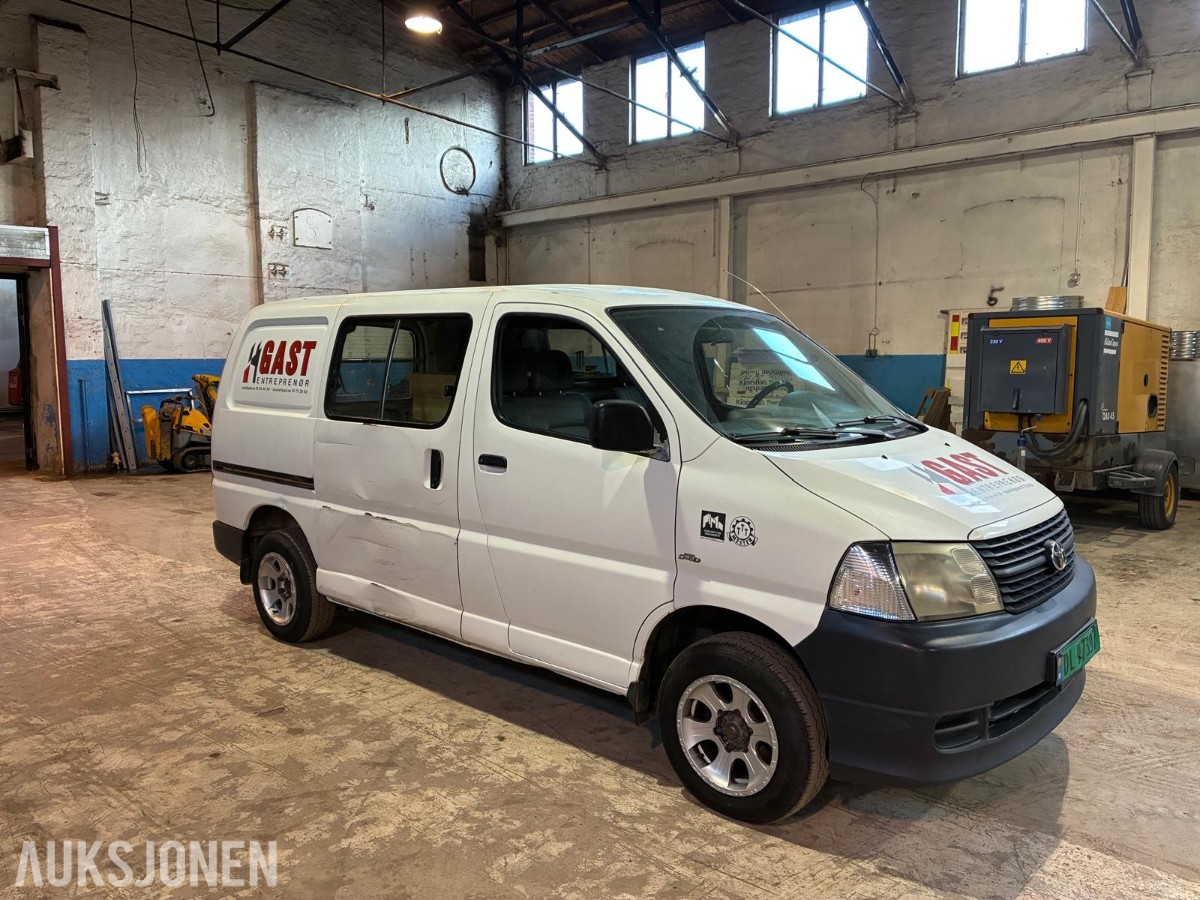 2008 Toyota HIACE 2.5-117 D 4WD