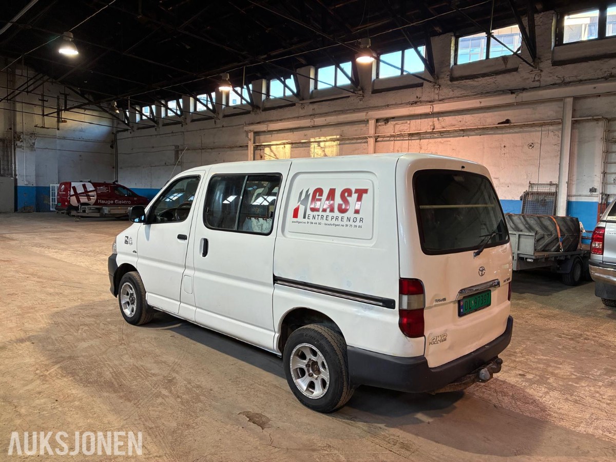 2008 Toyota HIACE 2.5-117 D 4WD