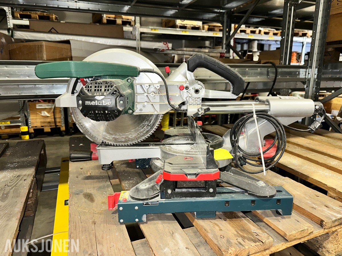 2020 Metabo KGS 305 M kapp- og gjærsag