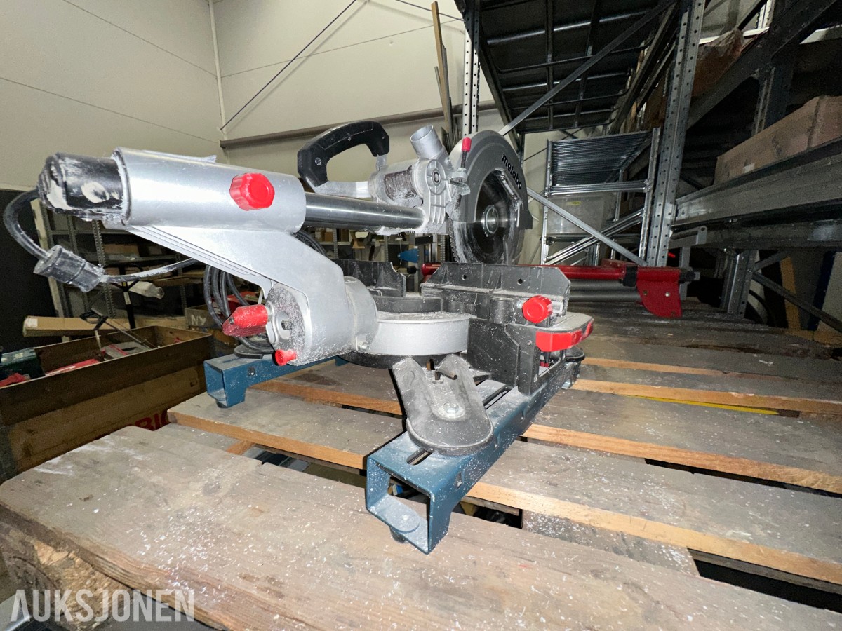 2020 Metabo KGS 305 M kapp- og gjærsag