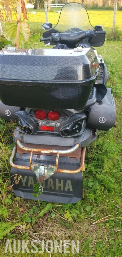 2004 Yamaha RS Venture TF snøscooter