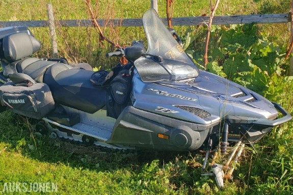 2004 Yamaha RS Venture TF snøscooter