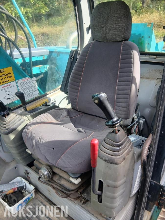 2002 Kobelco SK 135 SR LC Gravemaskin mva fri