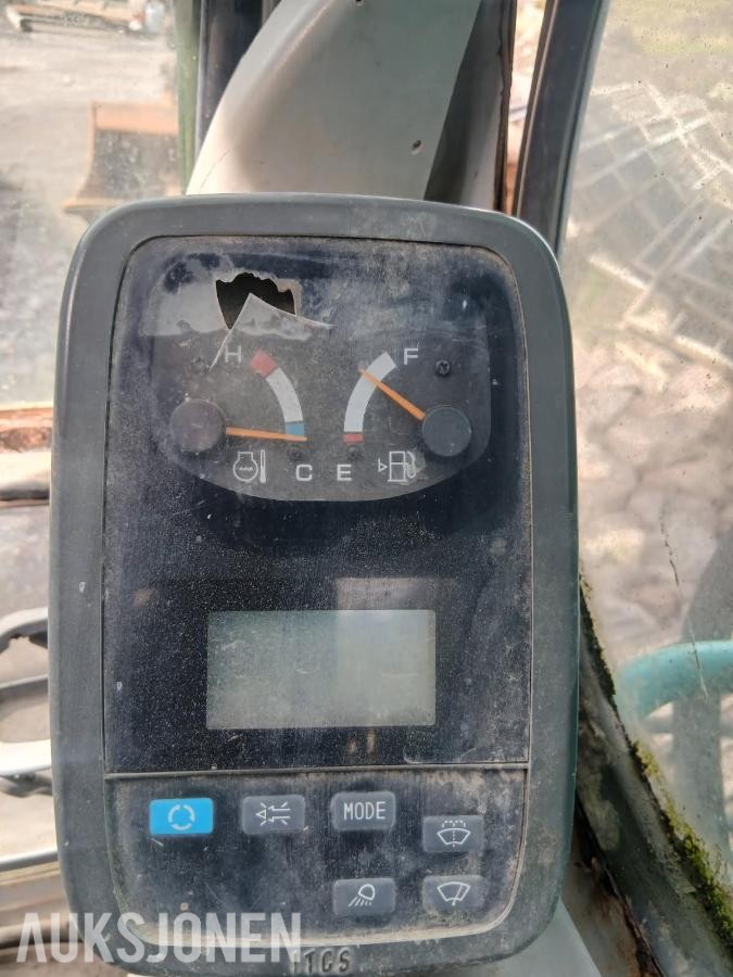 2002 Kobelco SK 135 SR LC Gravemaskin mva fri
