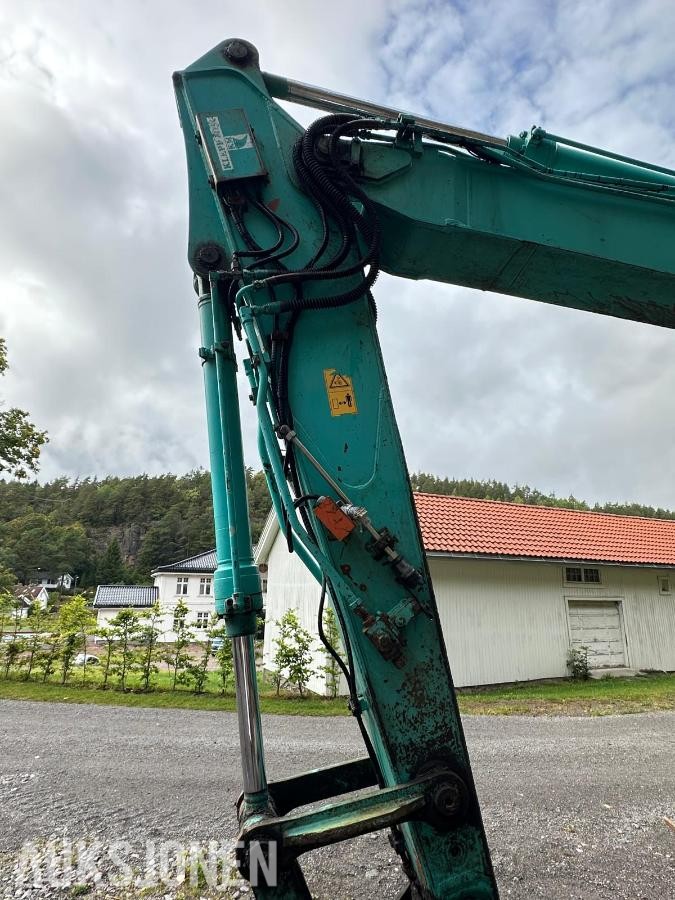 2002 Kobelco SK 135 SR LC Gravemaskin mva fri
