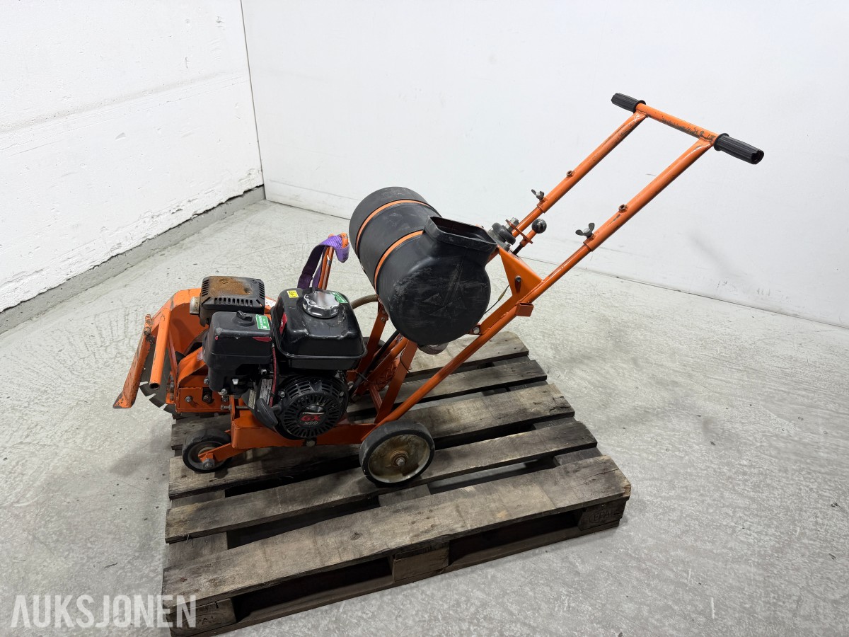 Mikasa MCD-1UBLH Asfaltsag / Betongsag