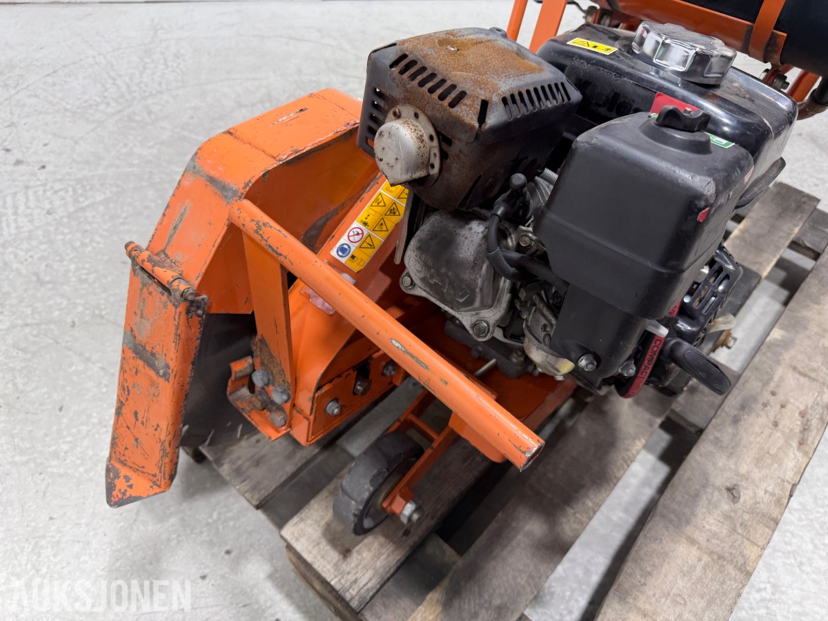 Mikasa MCD-1UBLH Asfaltsag / Betongsag