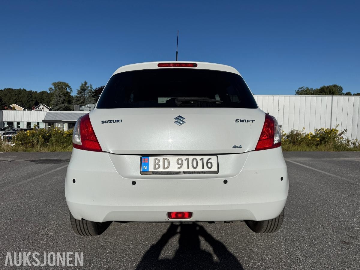 2015 Suzuki SWIFT 1.2-90 4X4, 205299km.