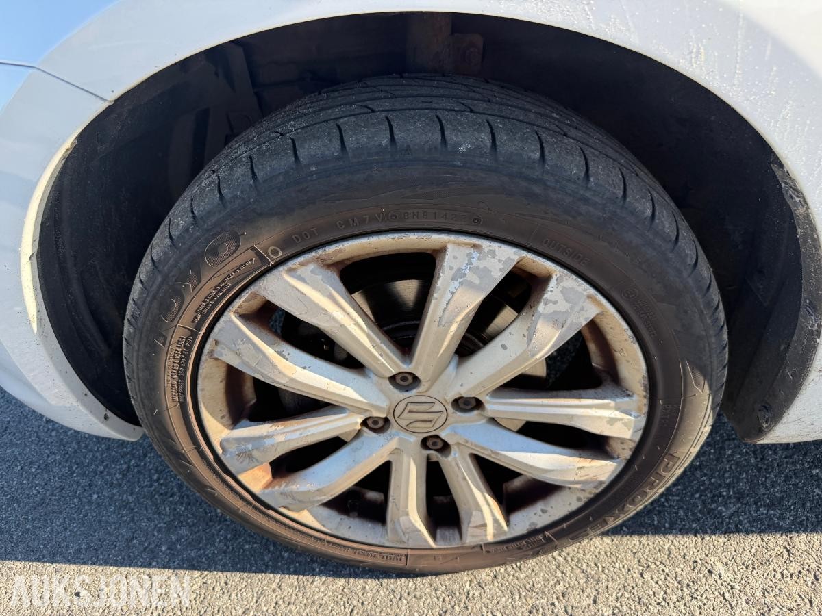 2015 Suzuki SWIFT 1.2-90 4X4, 205299km.