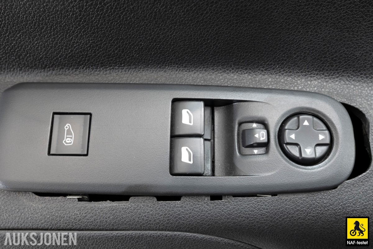 2020 Citroen Berlingo BlueHDI 130 HK L1 AUT CRUISE SKYVEDØRER 