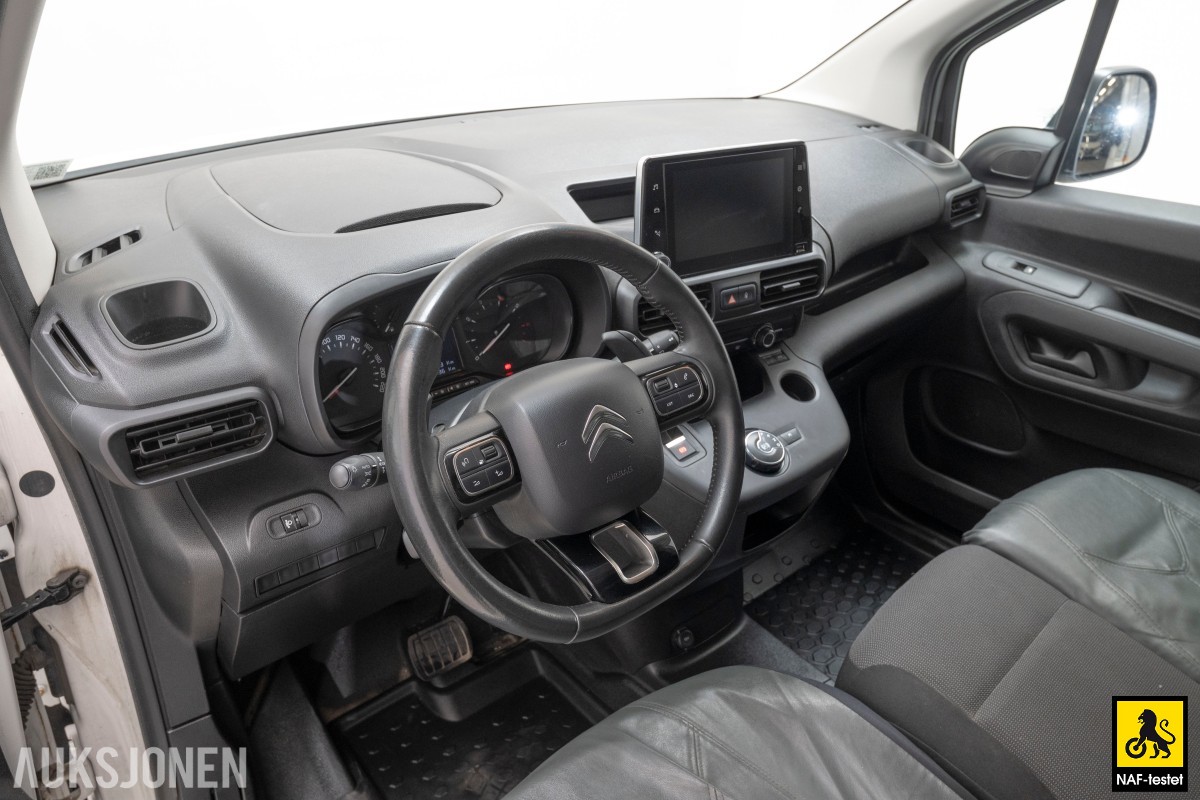 2020 Citroen Berlingo BlueHDI 130 HK L1 AUT CRUISE SKYVEDØRER 
