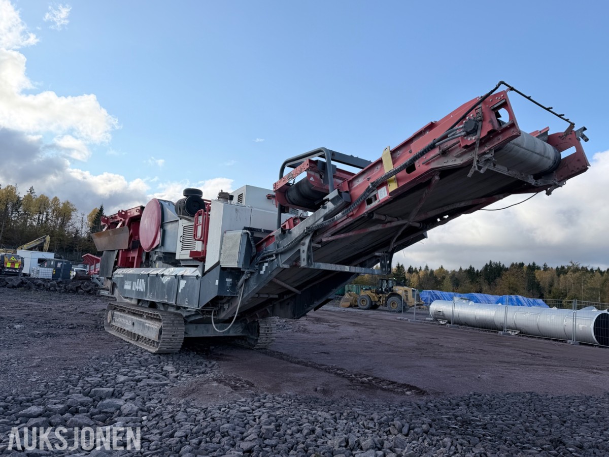 2018 Sandvik UJ440i Classic mobil kjeftknuser– magnetbånd - radiostyring