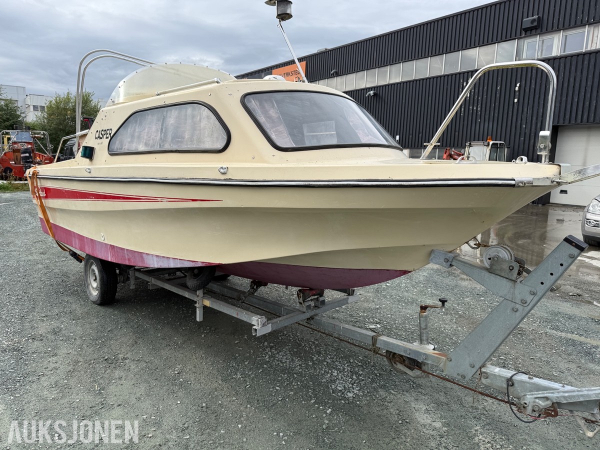 Shetland cabincruiser med Mercury 135 og Gaupen båthenger