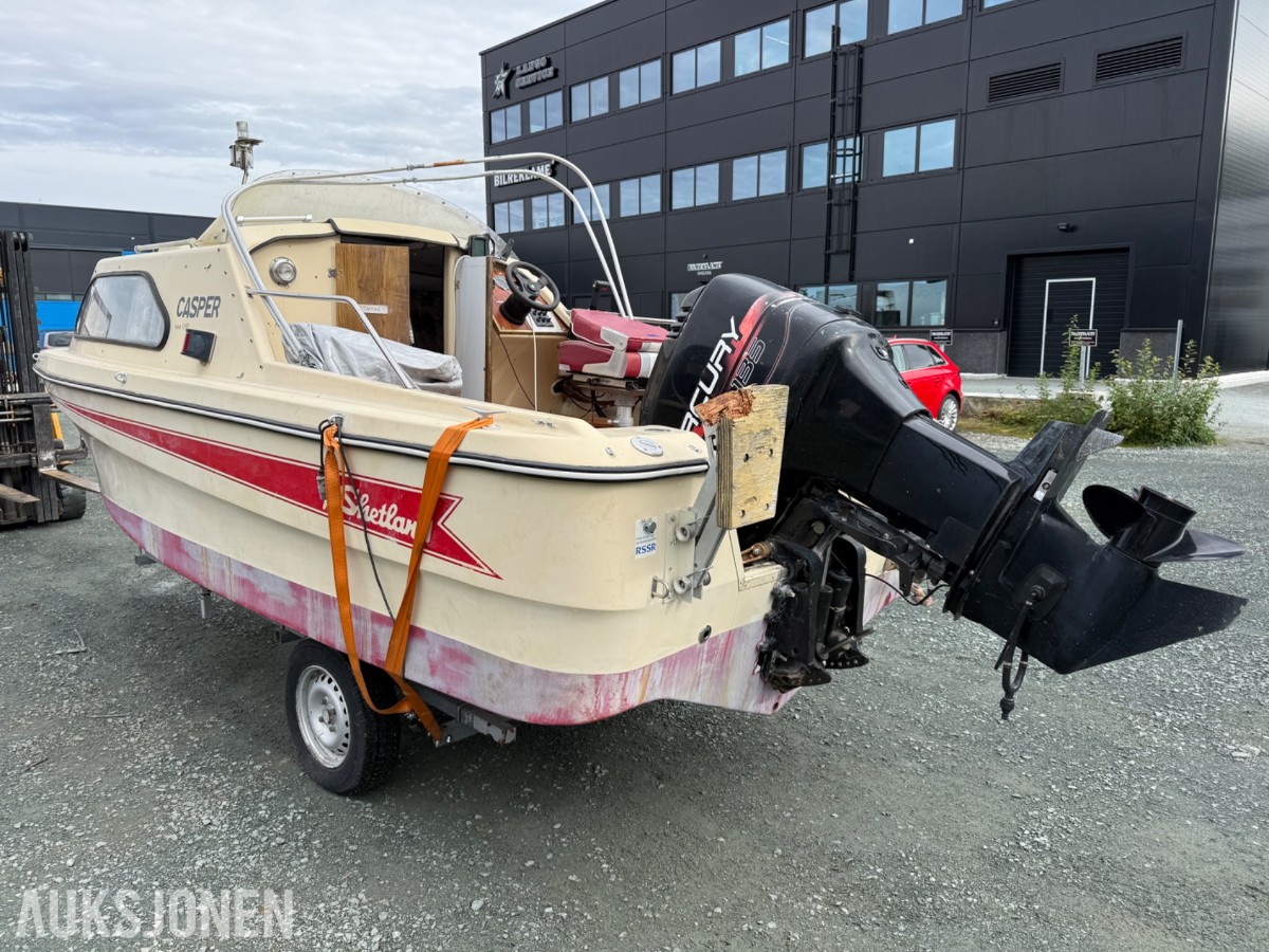 Shetland cabincruiser med Mercury 135 og Gaupen båthenger