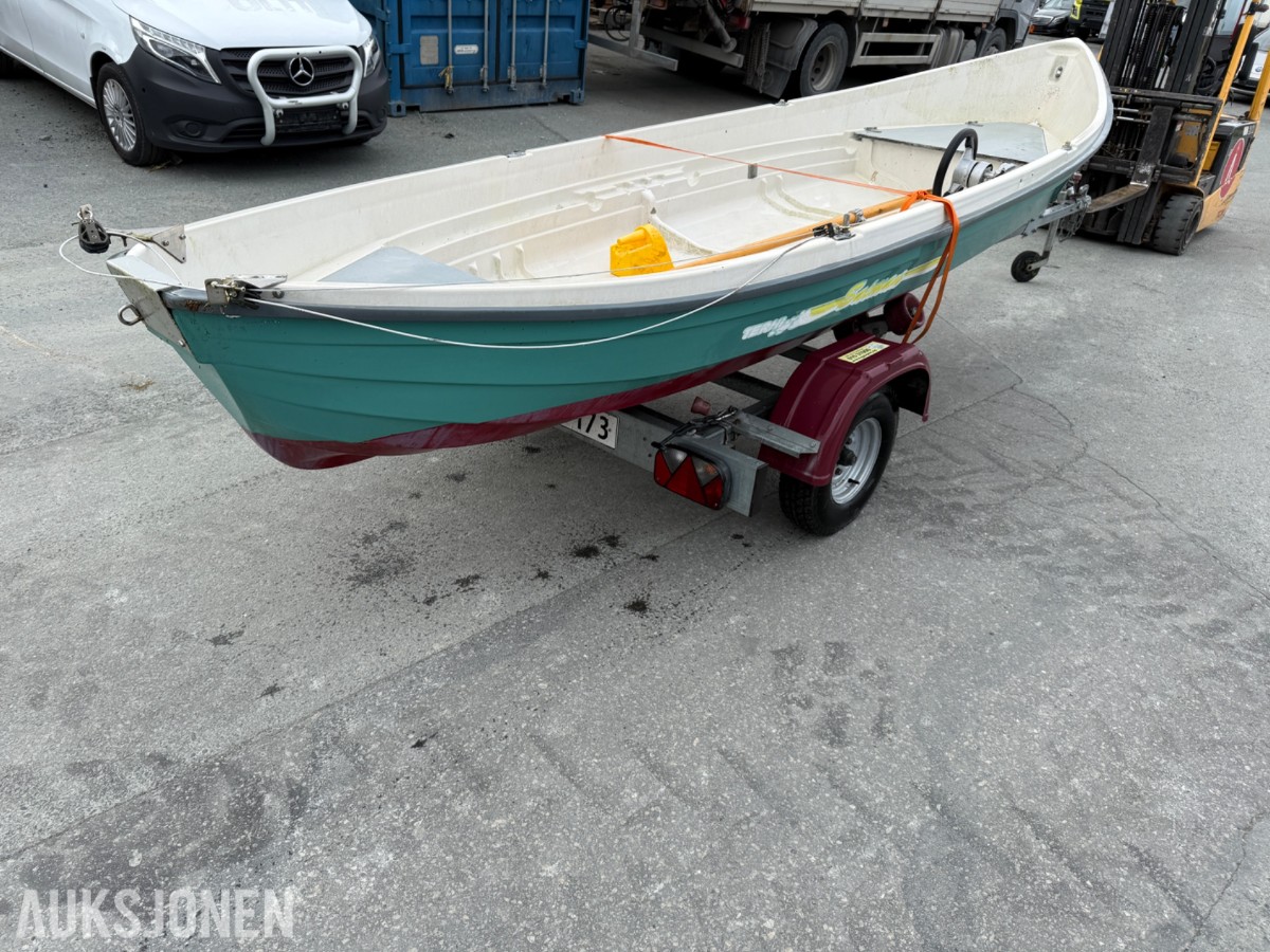 Terhi Saiman 478 cm med Gaupen båthenger – selges samlet