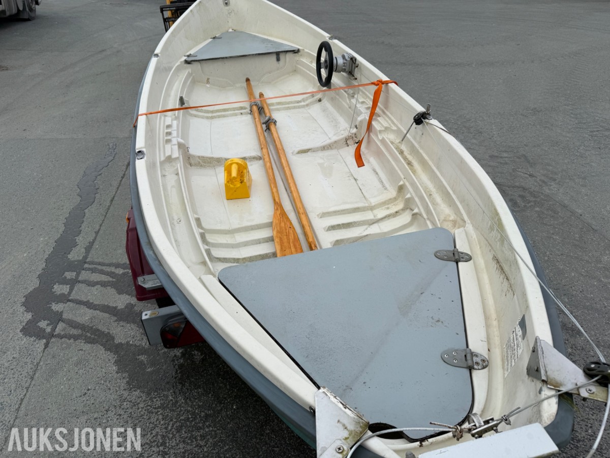 Terhi Saiman 478 cm med Gaupen båthenger – selges samlet