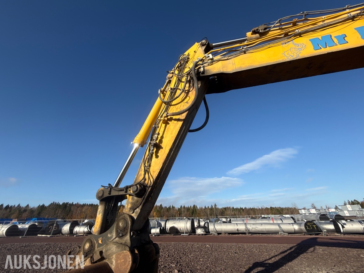 2020 Komatsu PC490LC-11E0 beltegraver med graveskuffe – 48 tonn