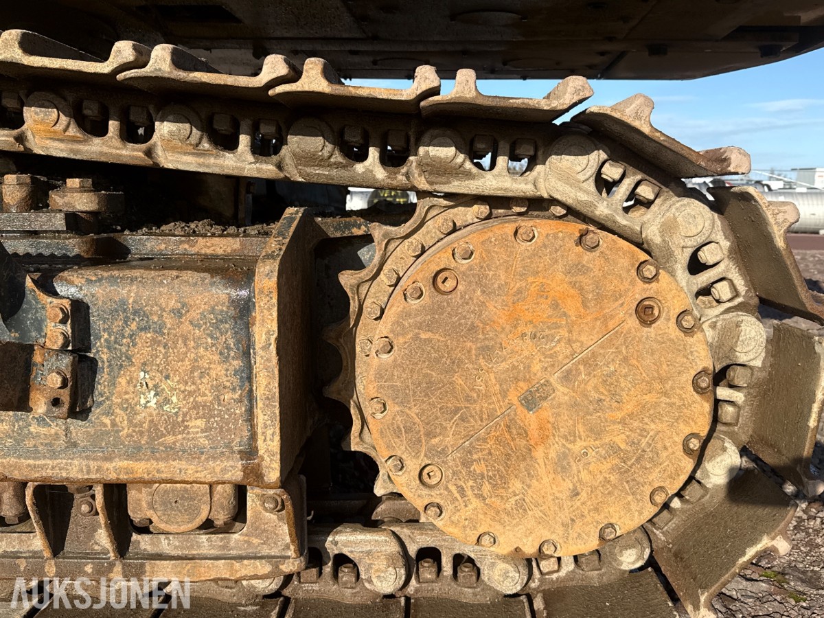 2020 Komatsu PC490LC-11E0 beltegraver med graveskuffe – 48 tonn