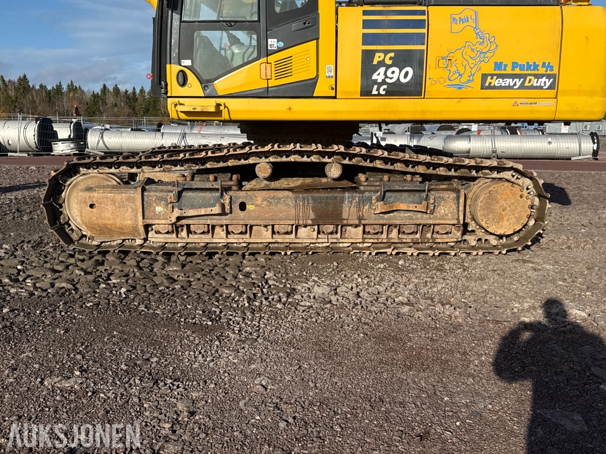 2020 Komatsu PC490LC-11E0 beltegraver med graveskuffe – 48 tonn