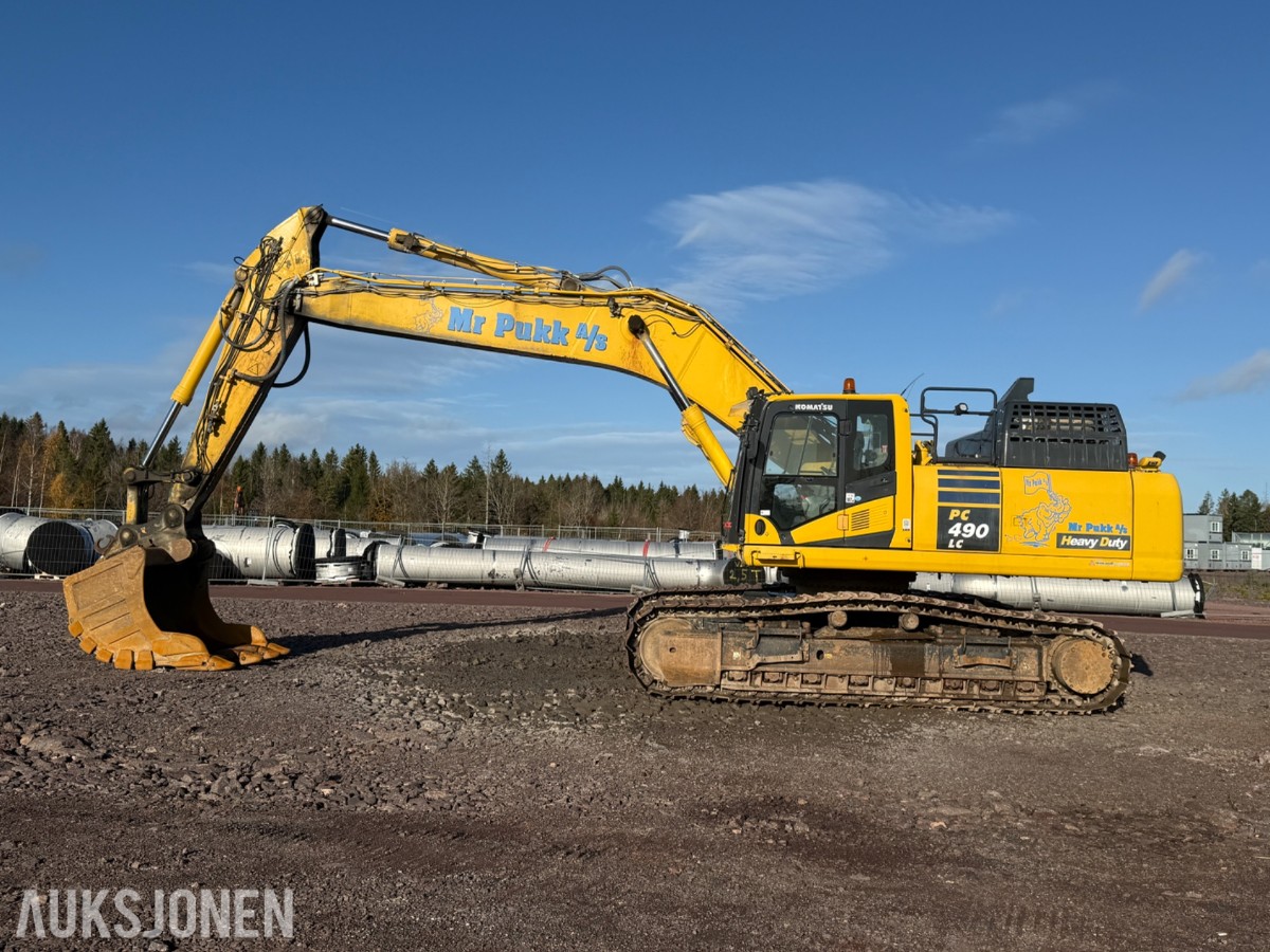 2020 Komatsu PC490LC-11E0 beltegraver med graveskuffe – 48 tonn