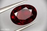 Eksklusiv Oval Rubin  * 61.35 CT *  med sertifikat
