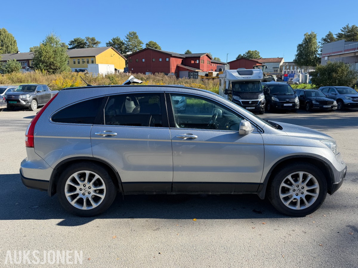 2007 Honda CR-V 2.0-150 4WD / Automat / Skinn / Ryggekamera / Servicehefte / EU-OK