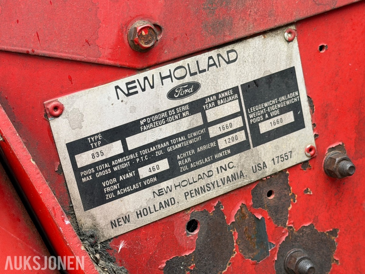 2 Stk New Holland 835 Rundballpresse REP OBJEKT