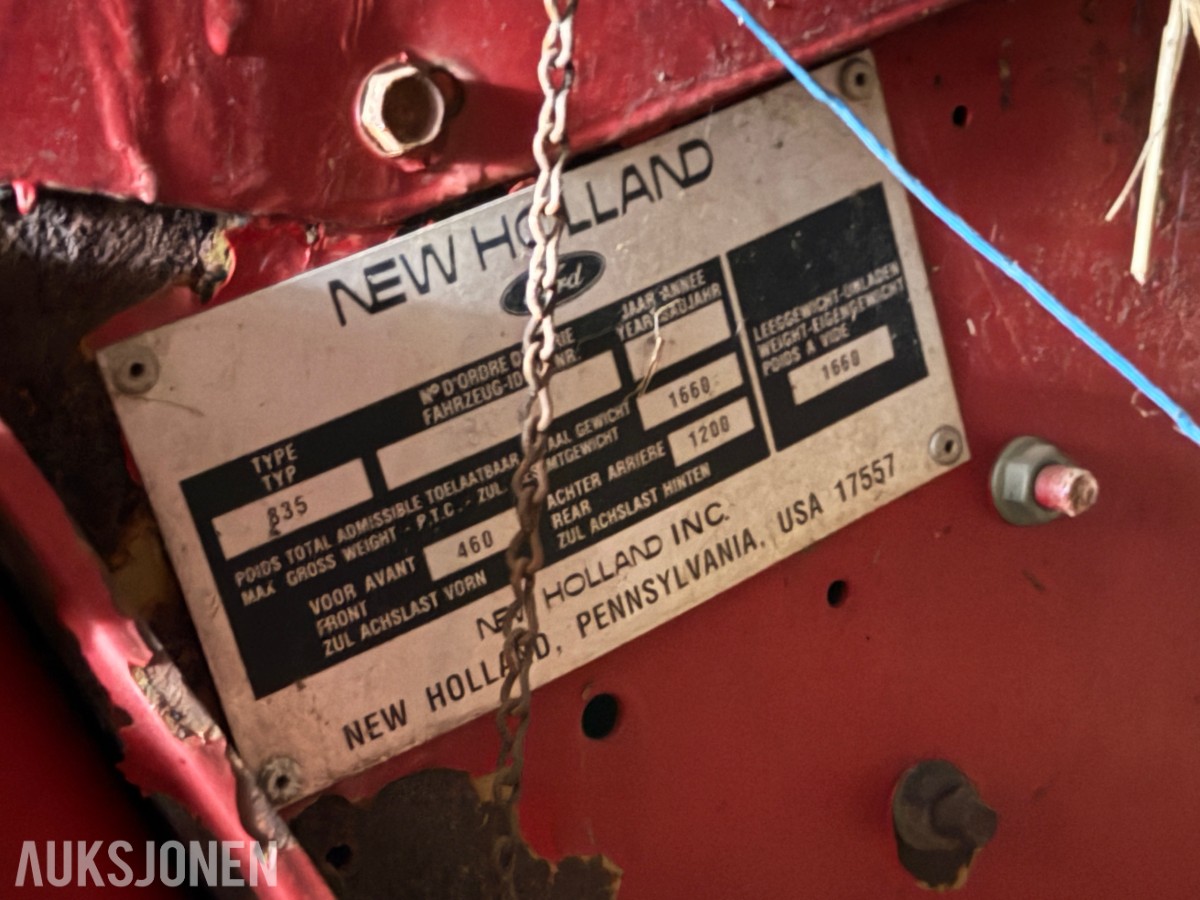 2 Stk New Holland 835 Rundballpresse REP OBJEKT
