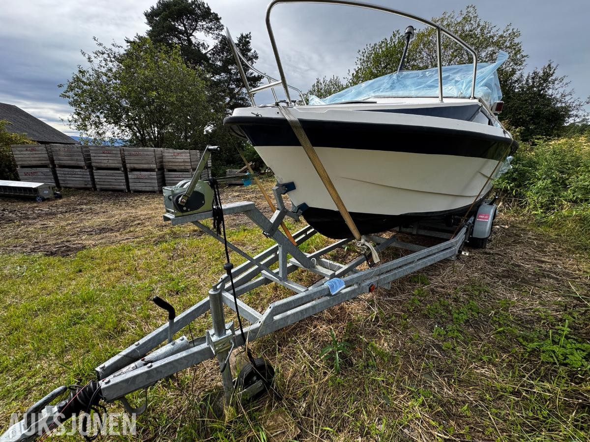 1984 Andy båt med reg henger og Volvo Penta motor