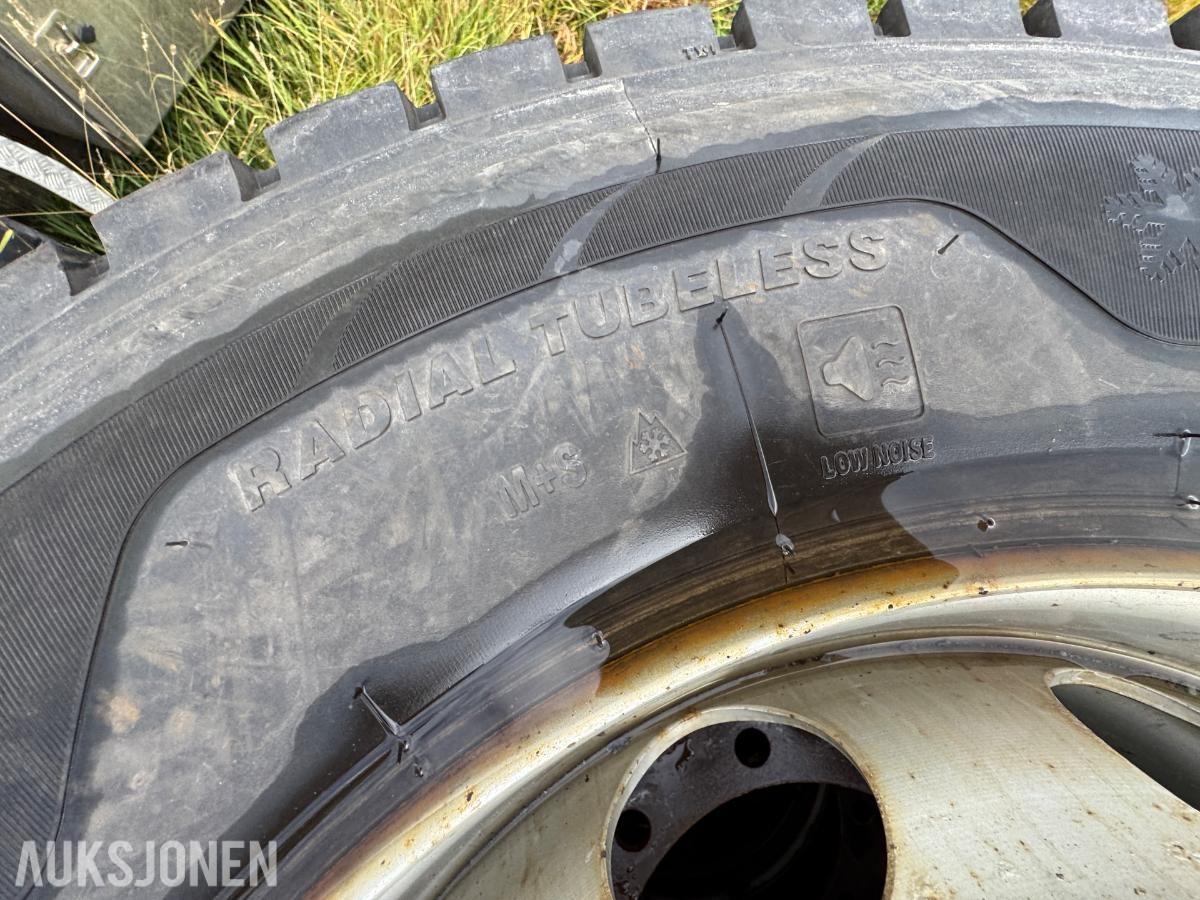 Sailun SDW1 winterdrive 295/80R22.5 dekk og felg / 4stk 