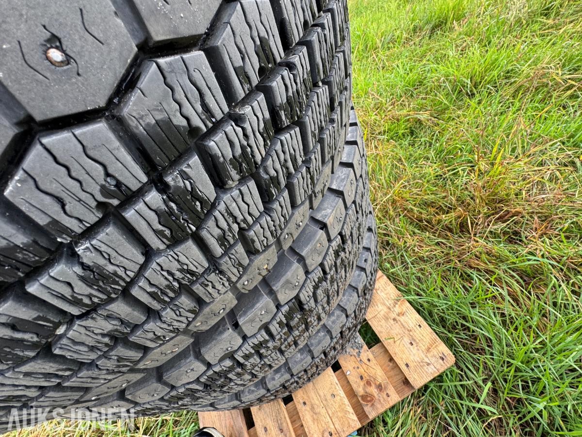 Sailun SDW1 winterdrive 295/80R22.5 dekk og felg / 4stk 