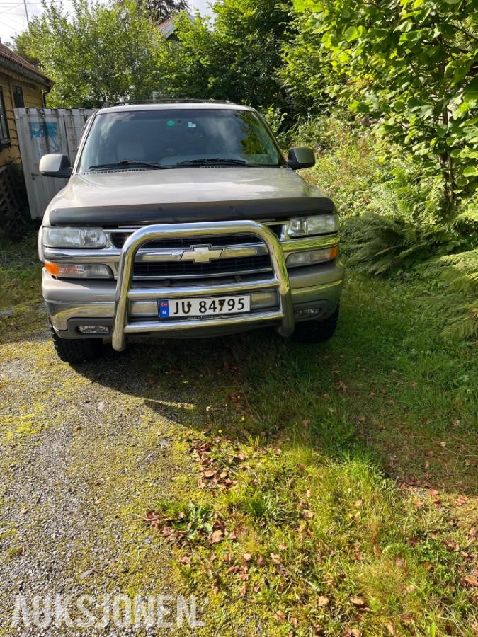 2002 CHEVROLET SUBURBAN LANCE 2500LS 6.0L 320HK 4WD AUTOMAT 7-SETER