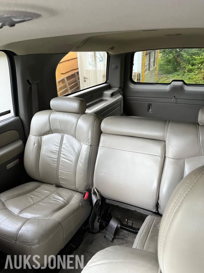 2002 CHEVROLET SUBURBAN LANCE 2500LS 6.0L 320HK 4WD AUTOMAT 7-SETER