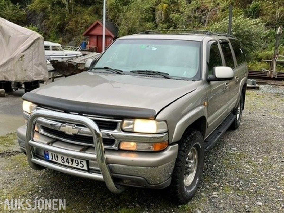 2002 CHEVROLET SUBURBAN LANCE 2500LS 6.0L 320HK 4WD AUTOMAT 7-SETER