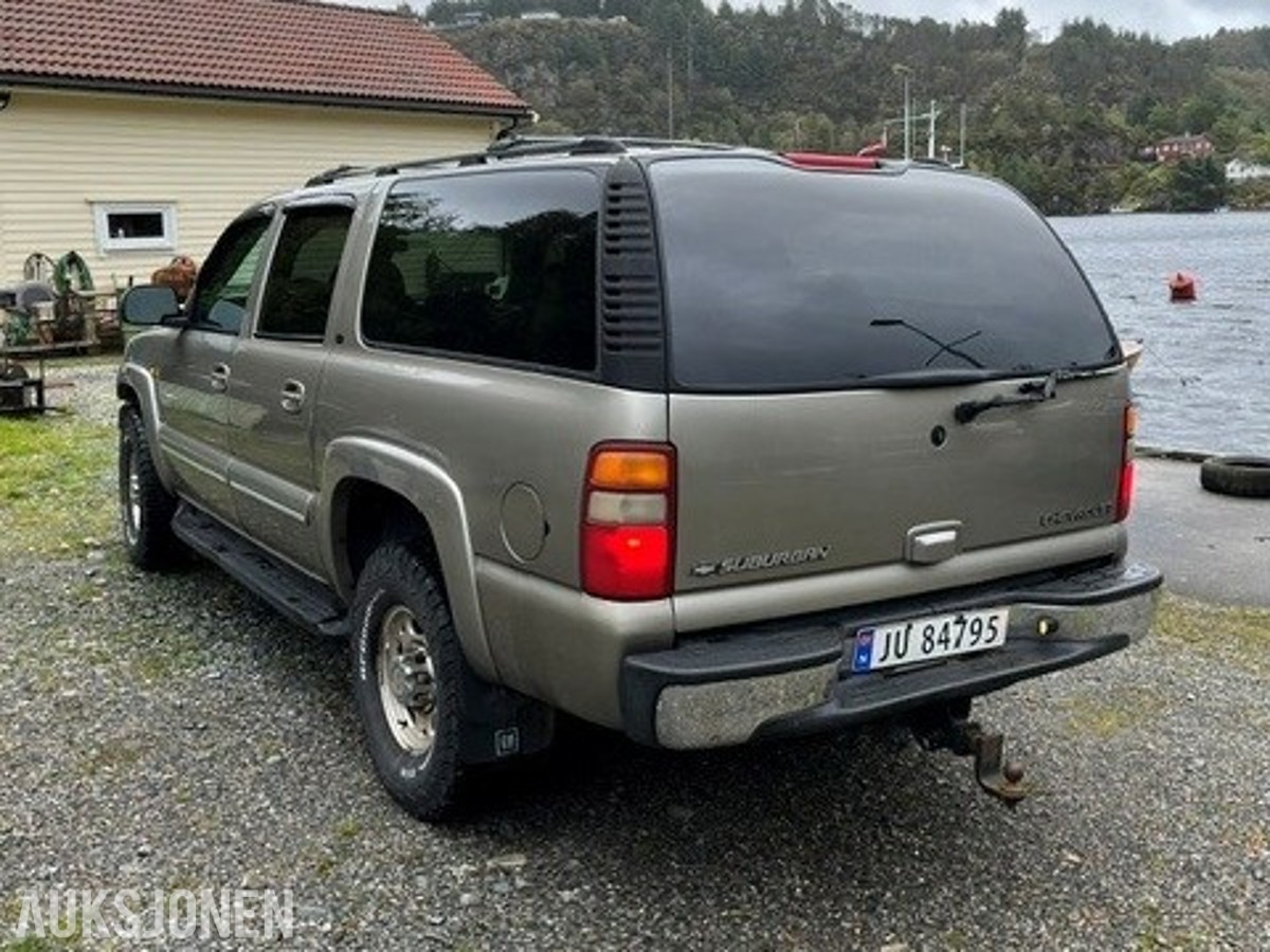 2002 CHEVROLET SUBURBAN LANCE 2500LS 6.0L 320HK 4WD AUTOMAT 7-SETER