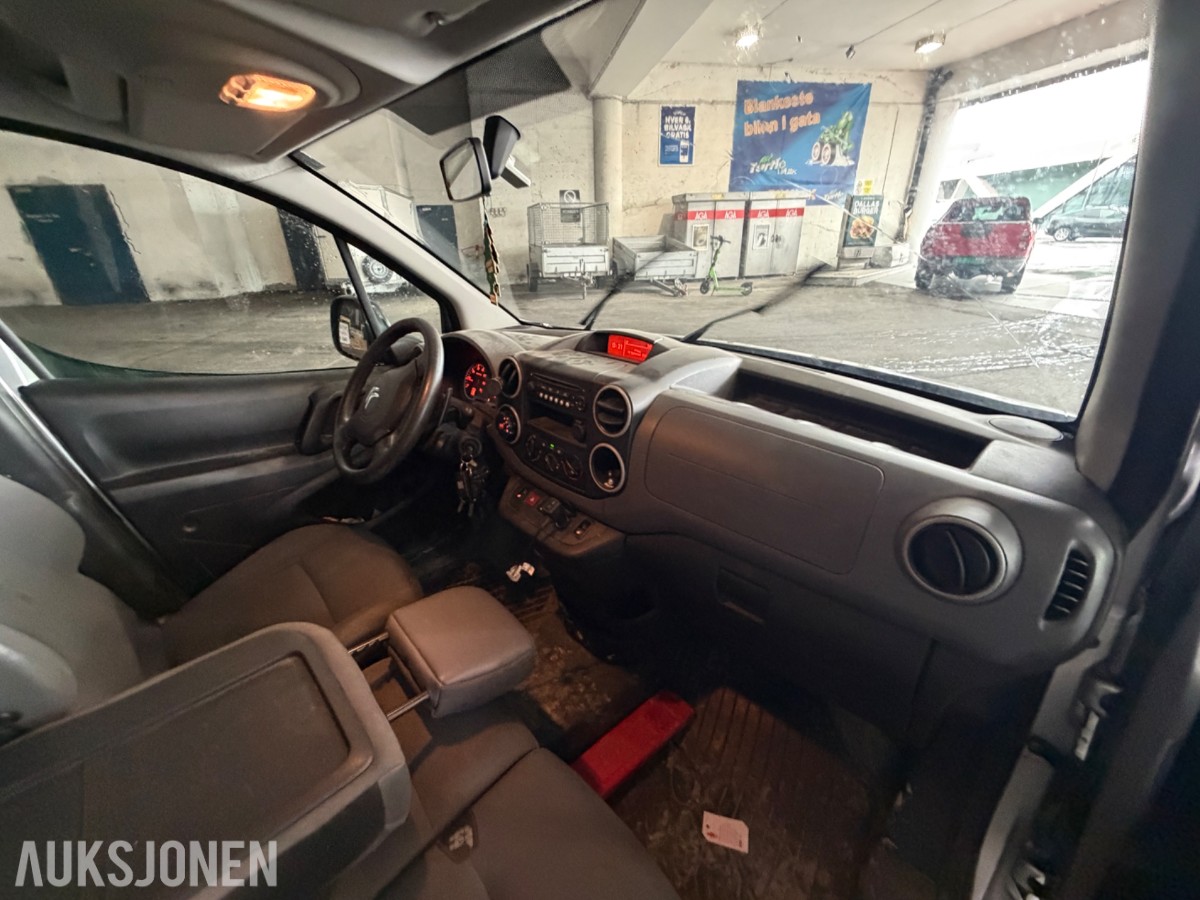 Citroen Berlingo - 2014 Modell - 193565 Km