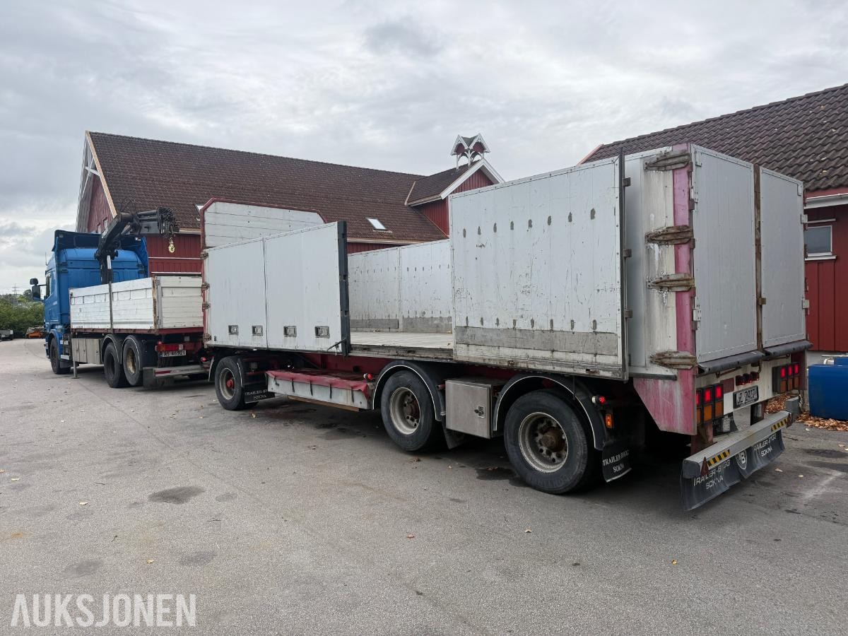 Scania R620 V8 kranbil med HIAB 195-5 kran og 3-akslet henger