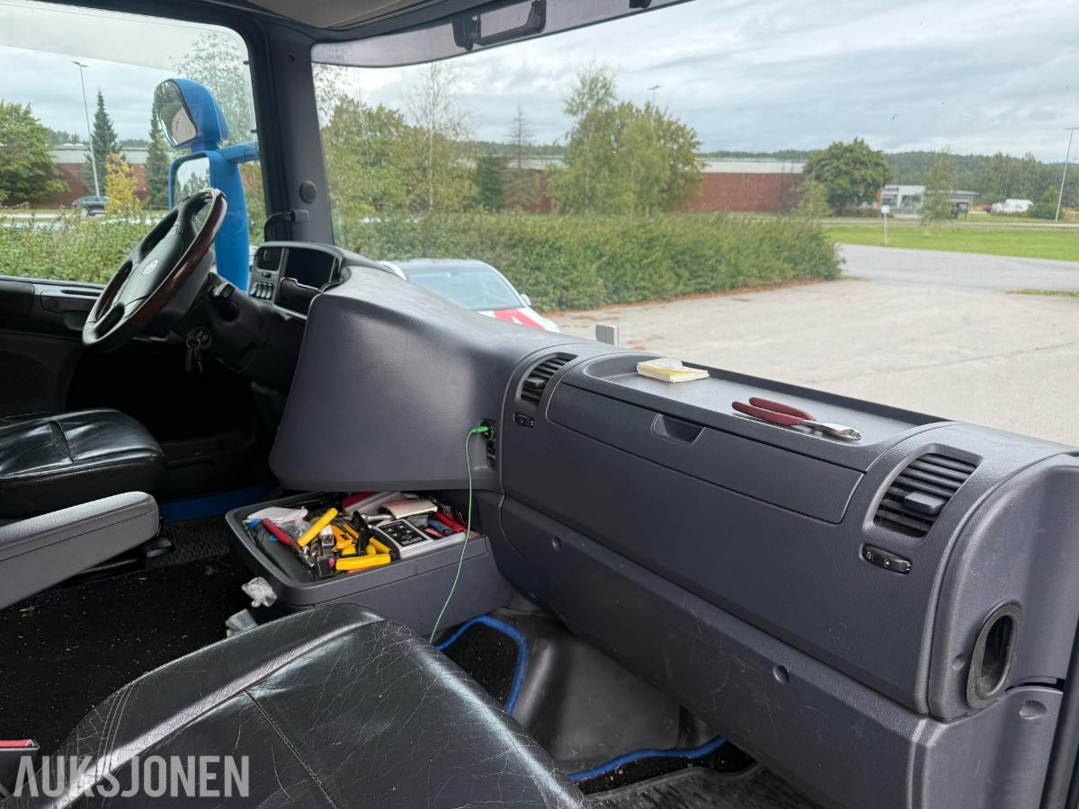 Scania R620 V8 kranbil med HIAB 195-5 kran og 3-akslet henger