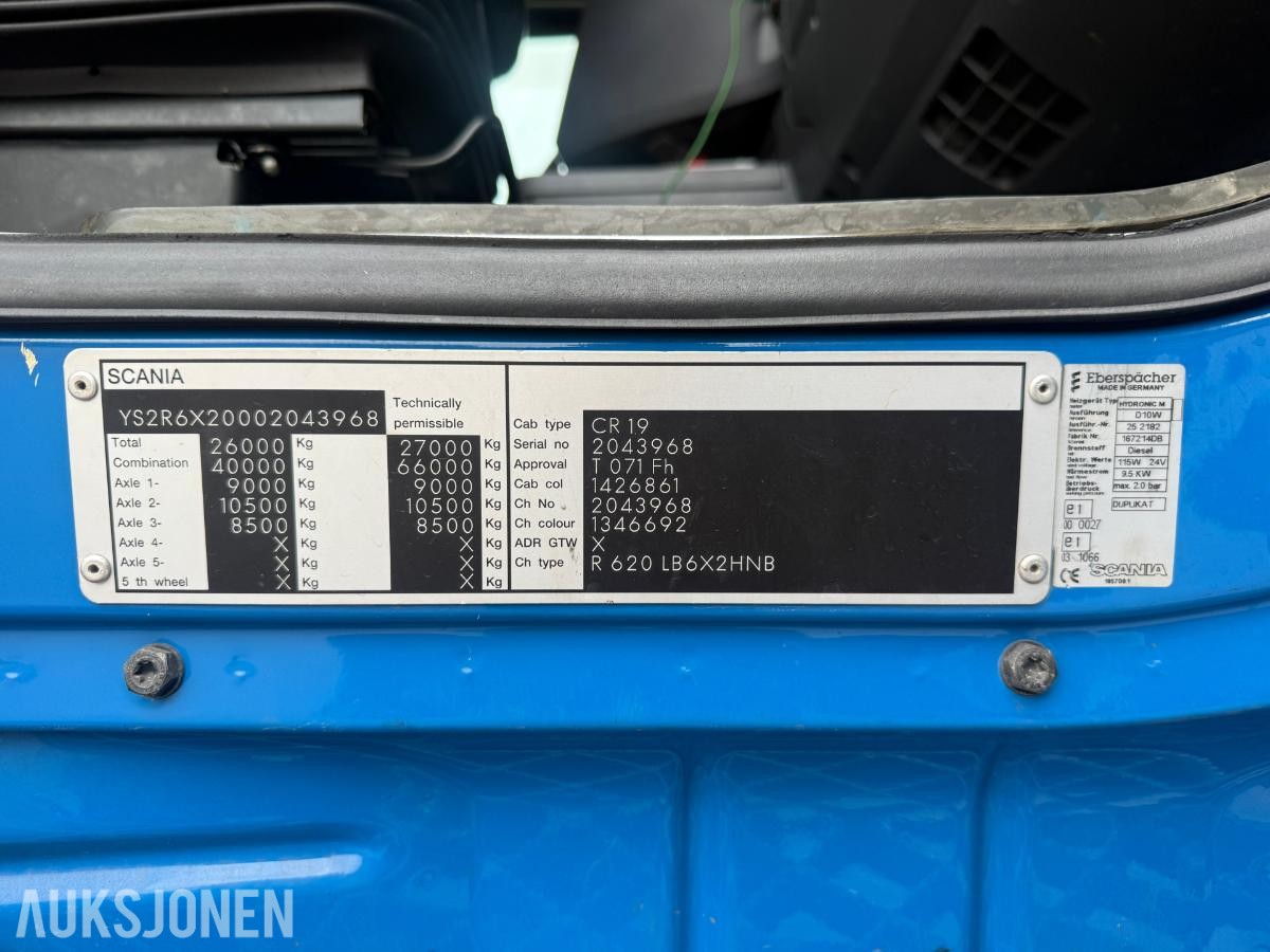 Scania R620 V8 kranbil med HIAB 195-5 kran og 3-akslet henger