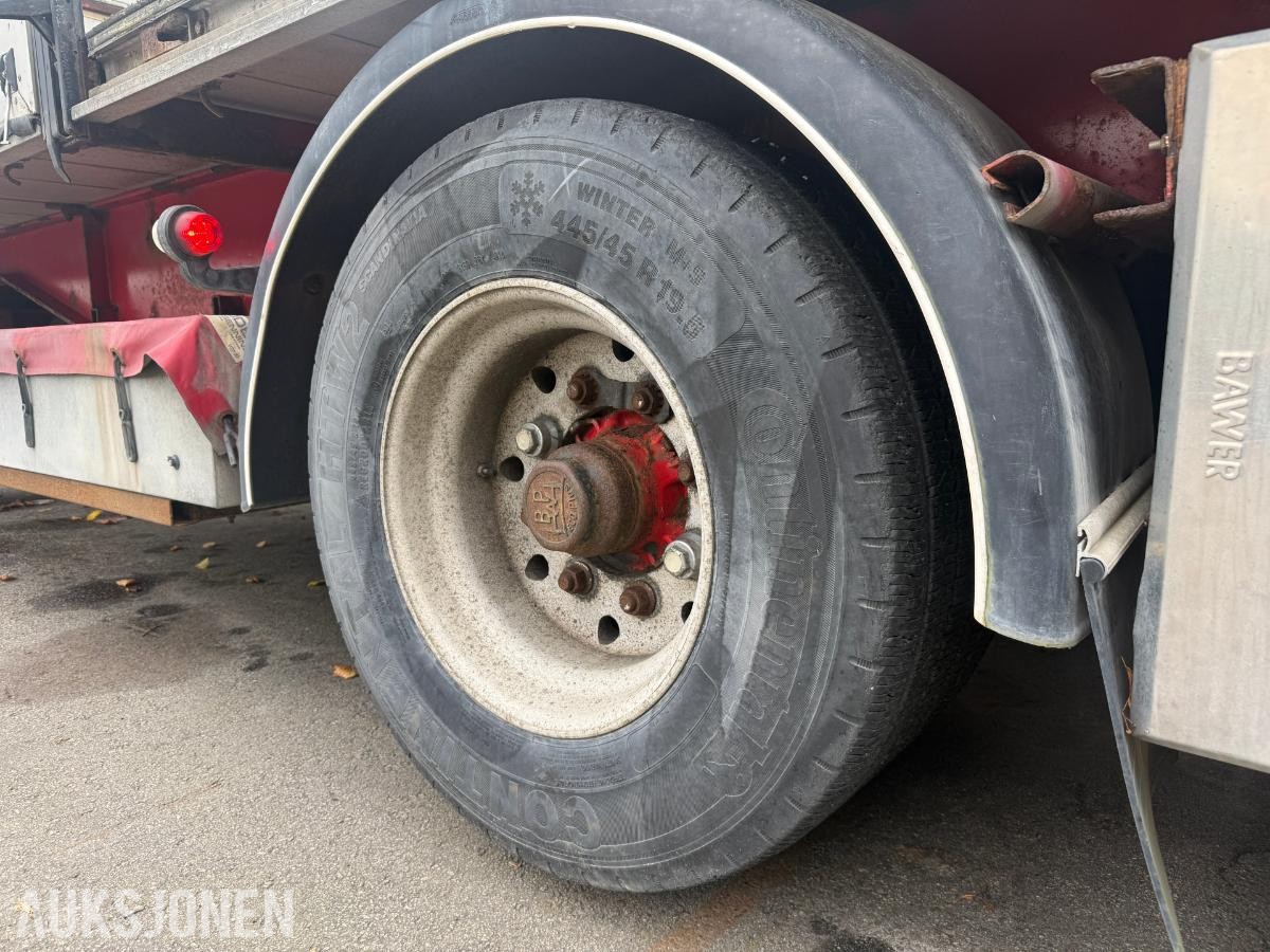Scania R620 V8 kranbil med HIAB 195-5 kran og 3-akslet henger