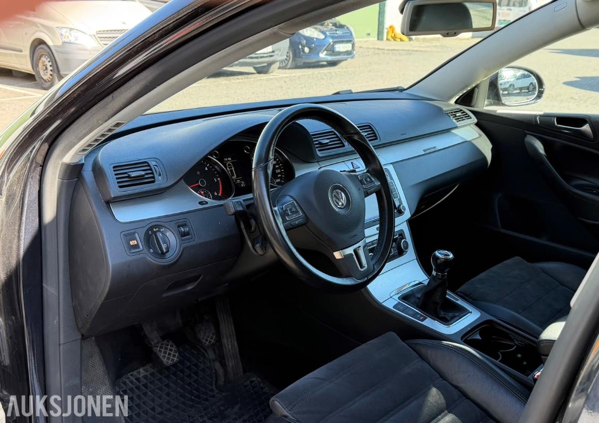 2010 Volkswagen Passat 2.0 140hk   4MOTION hengerfeste s+v dekk 
