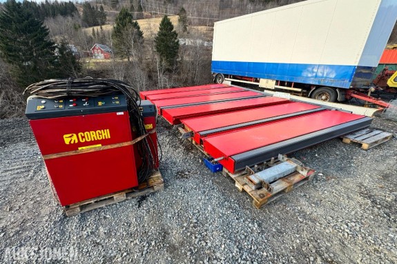 2019 Corghi brooklyn 30/13,75 LT elektrohydraulisk sakseløfter for tunge kjøretøy - 13,75 meter - Kapasitet 30.000 kg