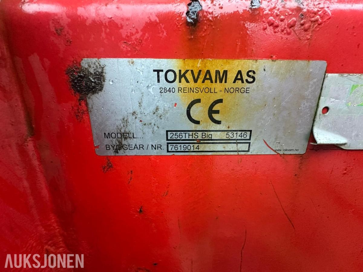 2019 Tokvam  256THS Big snøfres, kantvinger, hydraulisk sving