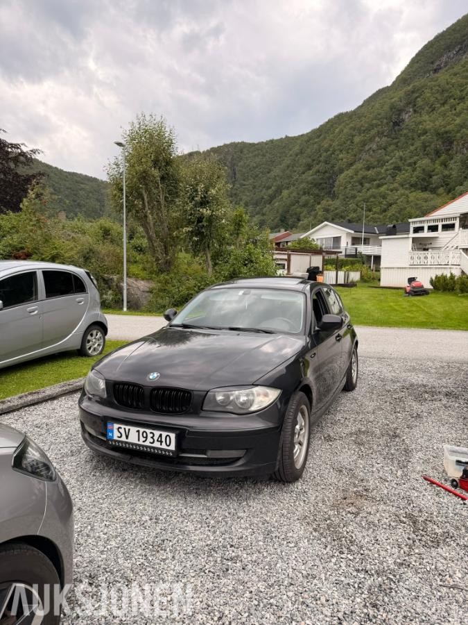 2010 BMW 116D 2.0 116hk soltak s+v dekk