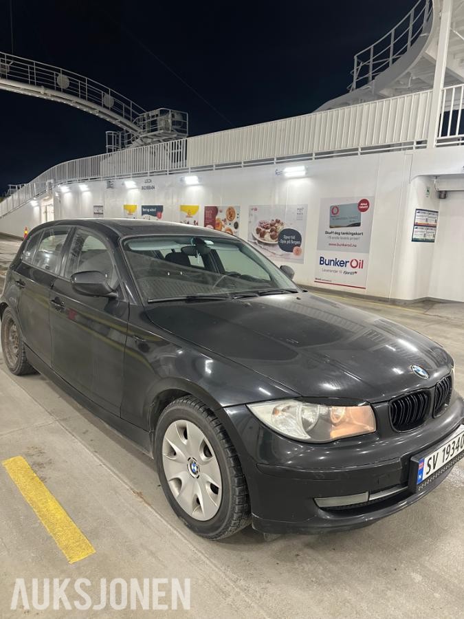 2010 BMW 116D 2.0 116hk soltak s+v dekk