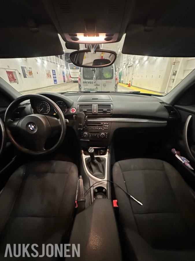 2010 BMW 116D 2.0 116hk soltak s+v dekk